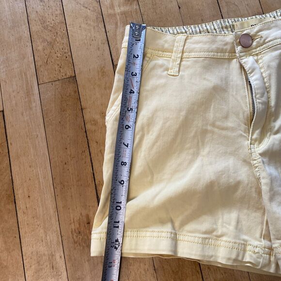Buckle Shorts Women’s Small BKE Yellow Denim Mid Rise Stretch - Picture 5 of 13